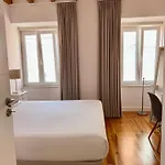 Castle Homestay szállás *